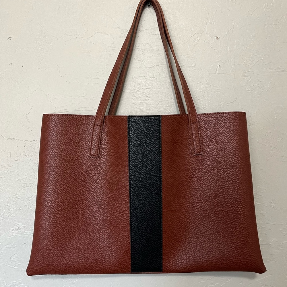 NWOT Vince Camuto Luck Tote